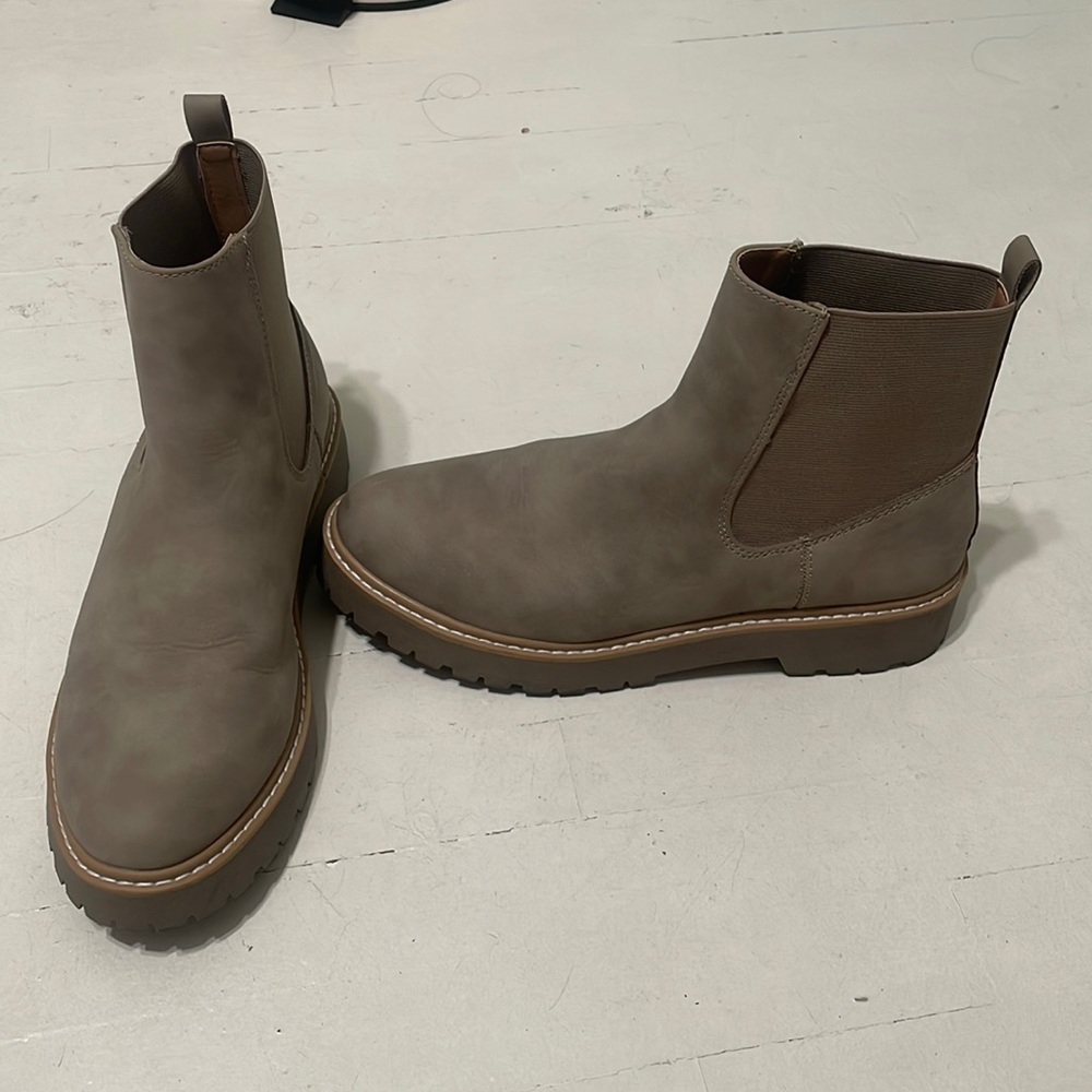 Dolce vita boots